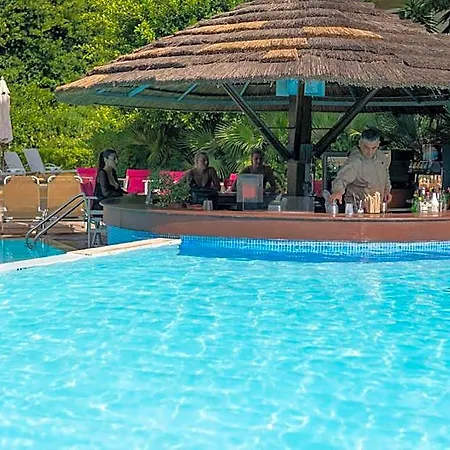 Dionysos Hotel