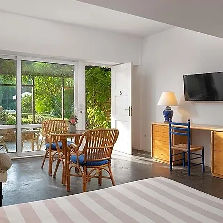 Hotel Dionysos 4*