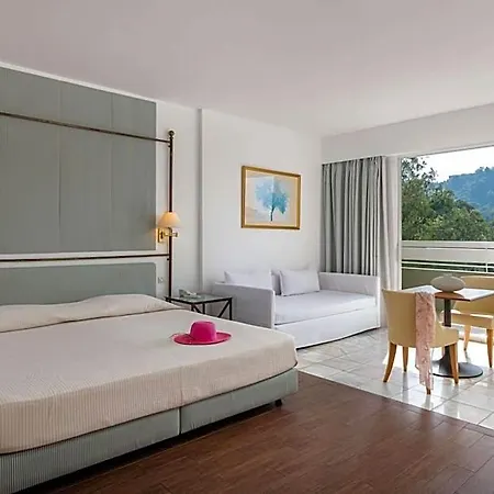 Dionysos Hotel 4*